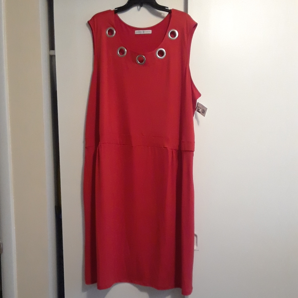 PLUS SIZE ๐ Red Dress - Picture 5 of 5